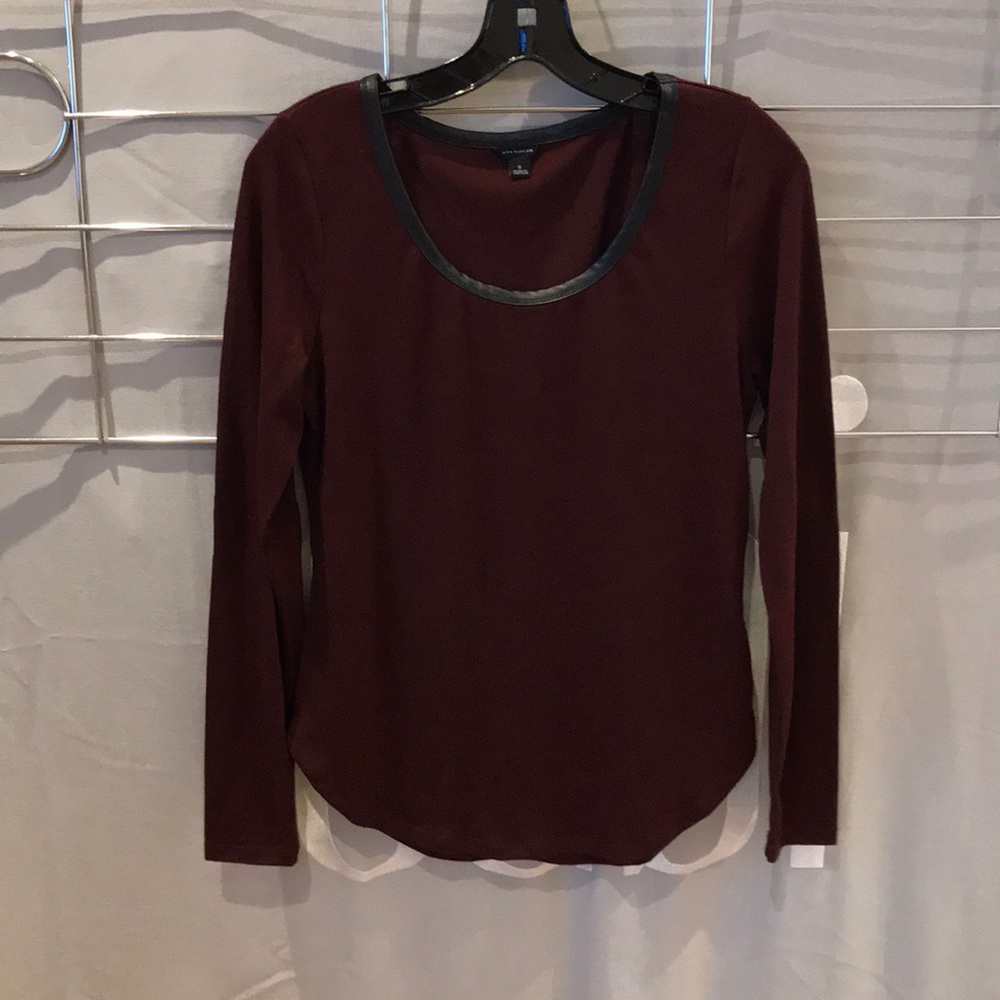 Ann Taylor burgundy long sleeve top